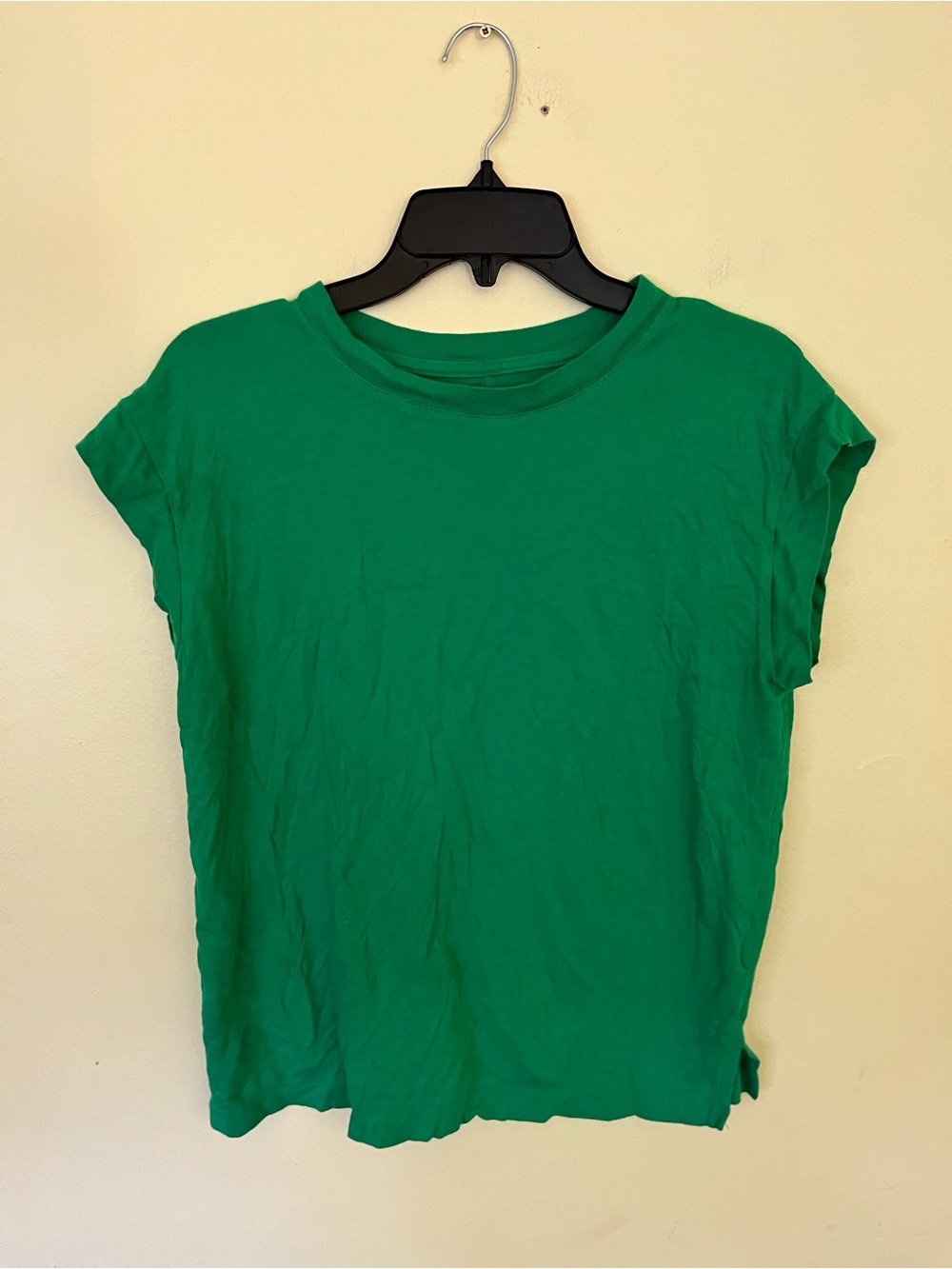a new day Bright Green Short Sleeve Crewneck Tee Size Small